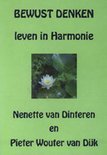N. van Dinteren boek Bewust denken leven in harmonie Paperback 37505321