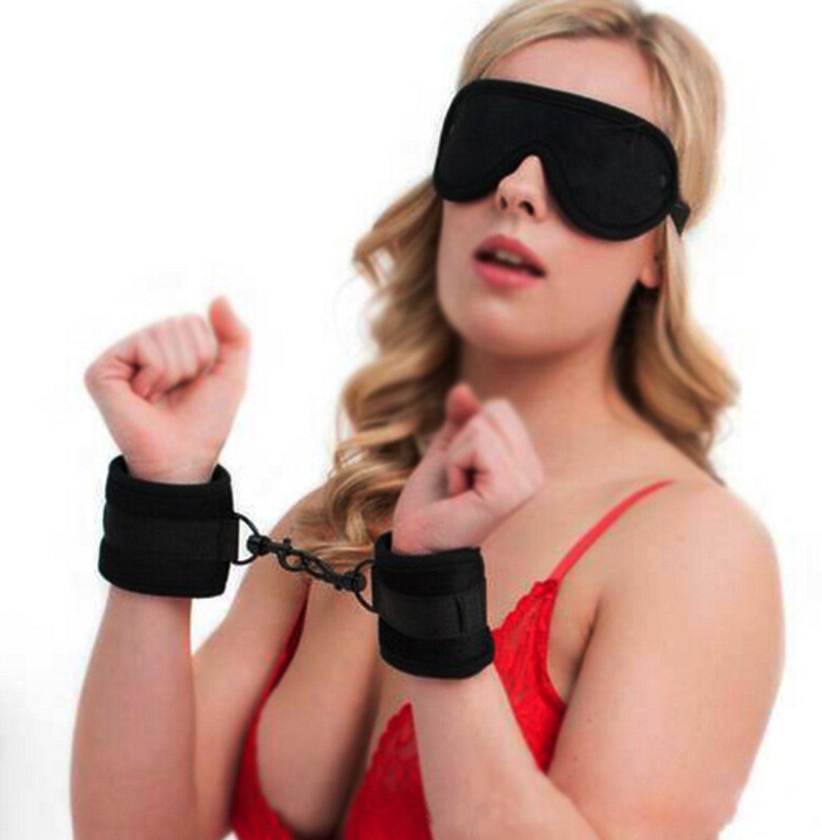 Foto van Banoch - Cuffs & blindfold Soft Bdsm - Zwart - Klittenband bondage