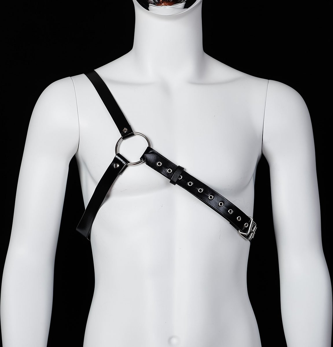 Foto van Banoch - Chest triangle harness Rob - imitatie leren harnas voor man
