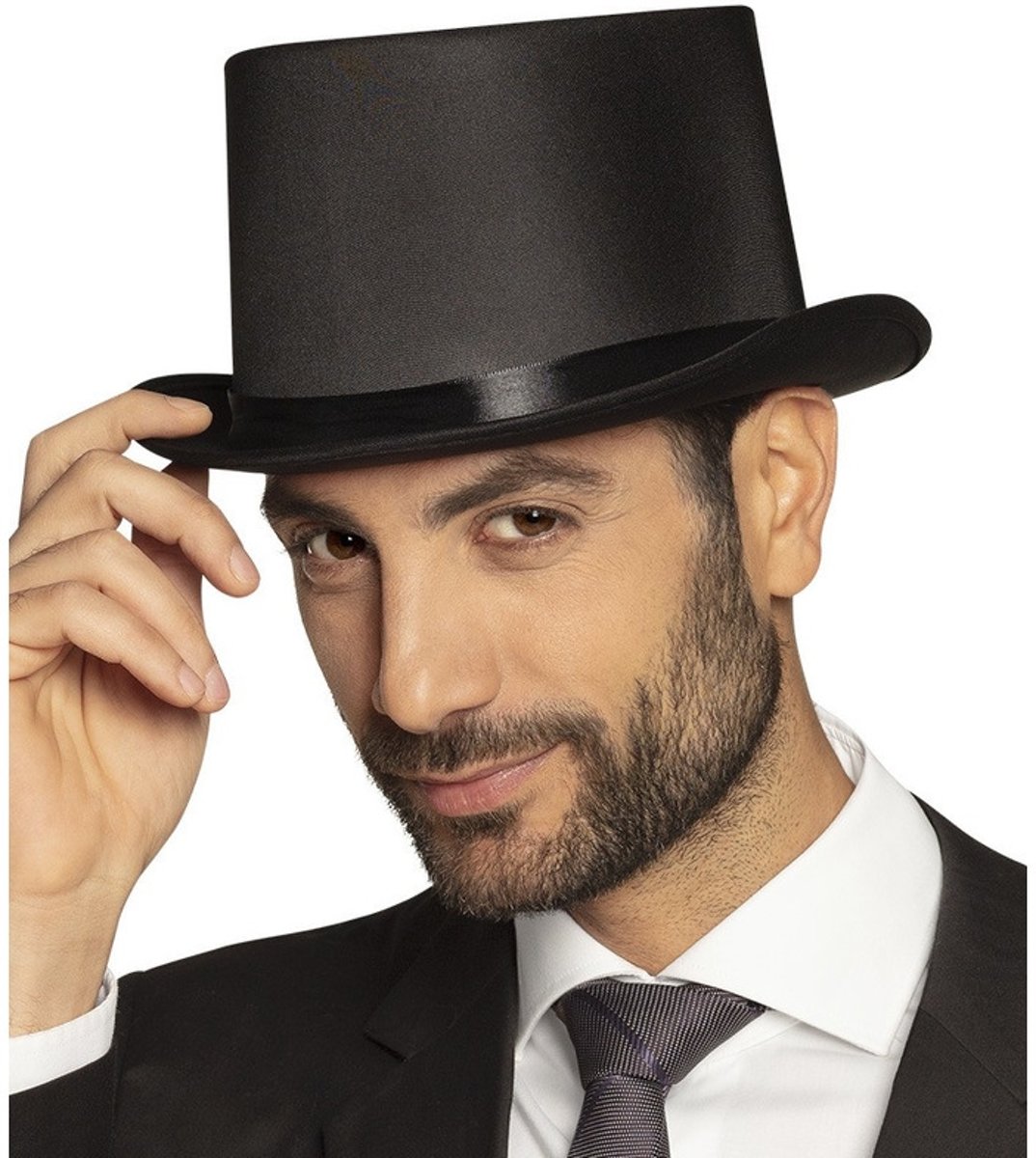 В цилиндре и шелковой накидке. Шляпа цилиндр. Самые крутые мужские карнавальные шляпы. Мужчина в шляпе цилиндре. Переводчик цилиндр шляпа.
