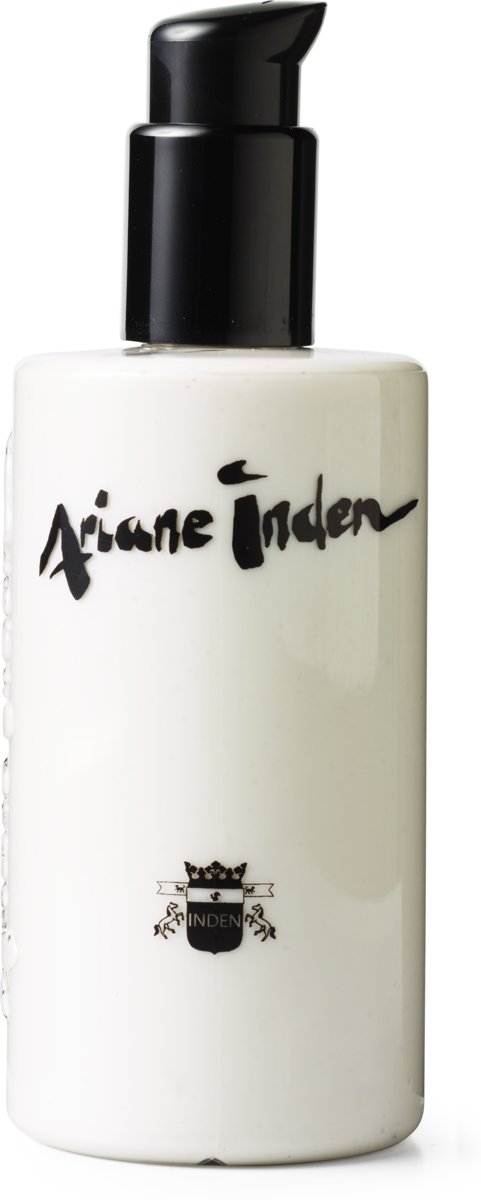 Foto van Ariane Inden European Premium Massage Face Cleanser - 250 ml - Reinigingsmelk