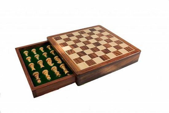 Afbeelding van het spel Magnetisch schaakspel, zeer luxe, en mooie lade.