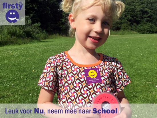 Anne neemt haar/zijn melktandjes mee naar school in Tandendoosje - rood - jongen / meisje - Firsty® Round - NL tekst - inclusief koelkastmagneet - Gratis verzending elke DI en VR (13.30)
