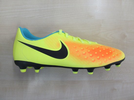 Nike Magistax Proximo TF Men's Turf Soccer Shoe eBay