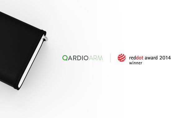 QardioArm draadloze bloeddrukmeter: compact en draagbaar manchet voor de bovenarm - compatibel met bluetooth voor Apple- en Android-toestellen, Arctic White