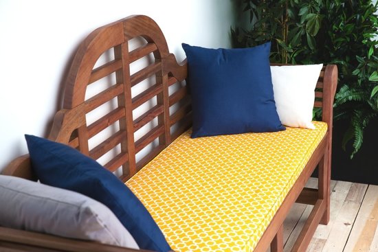 Beliani Tuinbank hout 180 cm met geel kussen TOSCANA MARLBORO