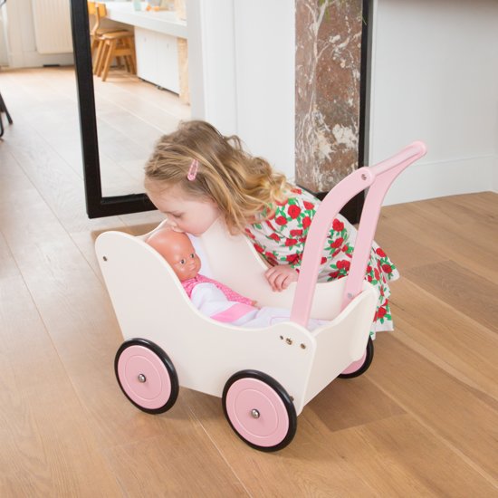 New Classic Toys - Babypoppenwagen met Beddengoed - Rood