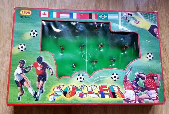 Afbeelding van het spel 80's vintage Leon Greek Board game Football Soccer stadium Spring action mint