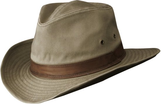 Outback hoed