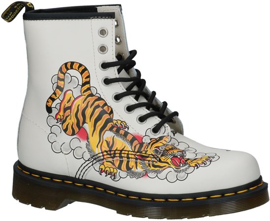dr martens tiger boots