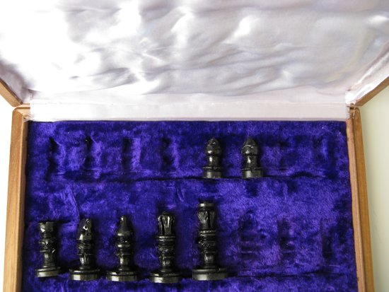 Thumbnail van een extra afbeelding van het spel Schaakspel in luxe houtenkist.