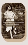 Sanne van Driel boek De strijd van het kleine meisje Paperback 9,2E+15