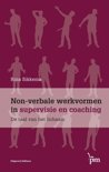 Rina Sikkema boek Non-verbale werkvormen in supervisie en coaching Paperback 33153683