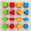 Afbeelding van het spelletje Sorteerbord geometrisch kleur/grootte 4x4 - rubberhout
