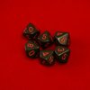 Afbeelding van het spelletje 10 Vlakken Tienzijdige Dobbelstenen Zwart met Rood 16mm Set van 6 Stuks